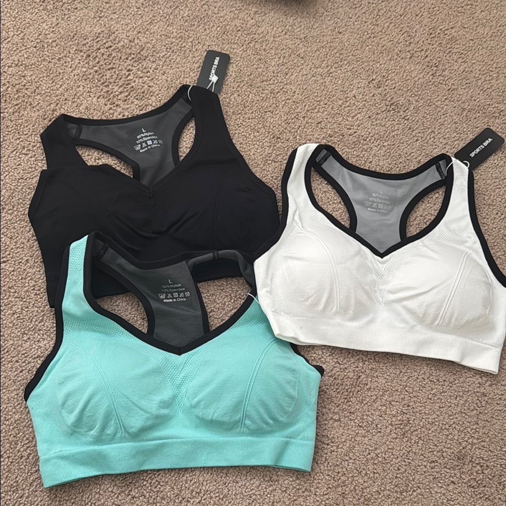 Sports bra